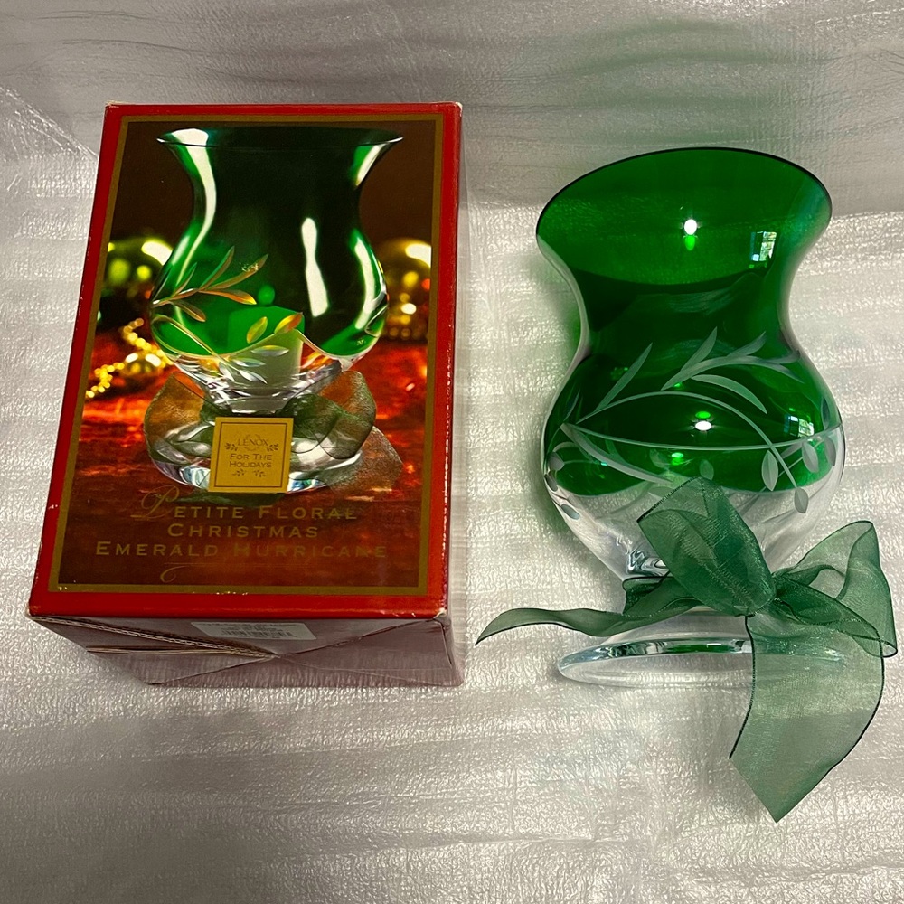 Lenox For The Holidays Petite Floral Christmas Emerald Hurricane Made in Poland